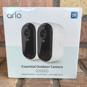 Arlo 2K Essential Outdoor Camera - Black and White